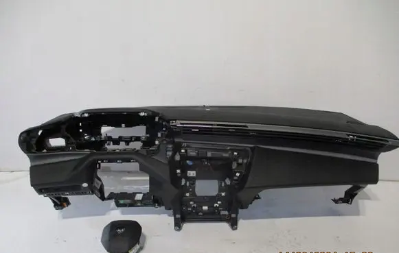 Peugeot Partner III Radio/GPS head unit trim 