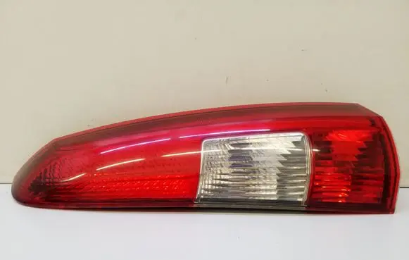 Volvo XC70 Rear/tail lights 9154494ECE 9154494 152844
