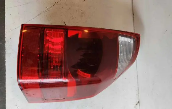 Mitsubishi Pajero Rear/tail lights p3157