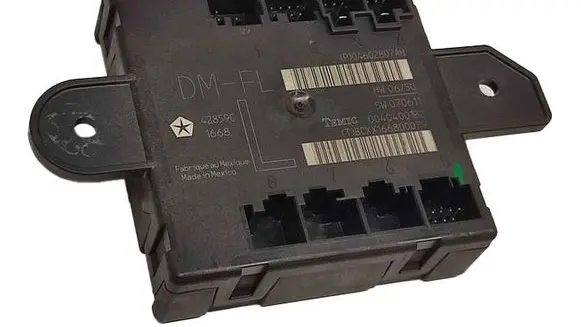 Chrysler Grand Voyager V Door control unit/module P04602807AH 00404001B2