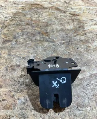 Audi Q7 4L Tailgate/trunk/boot lock/catch/latch 8P4827505C