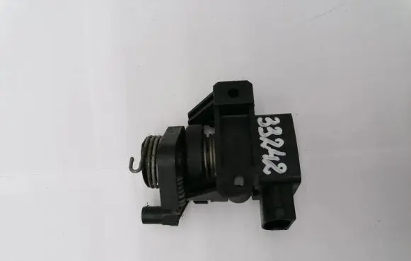 Mercedes-Benz Vaneo W414 Throttle position sensor A0135427717