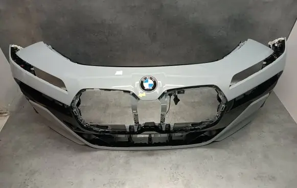 BMW 7 G70 Front bumper