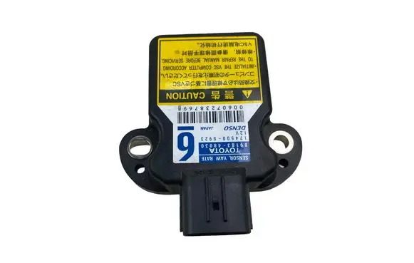 Toyota Prius+ (ZVW40) ABS wheel speed sensor 8918348030