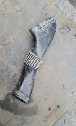 Volvo S60 Air intake hose/pipe 8638624