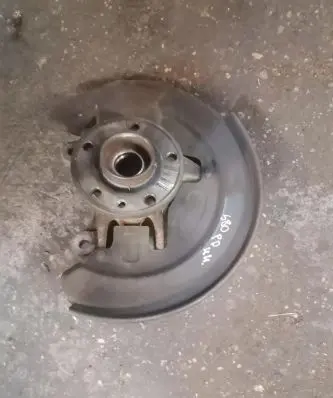 Volvo S80 Front wheel hub spindle knuckle