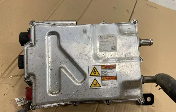 Tesla Model S Voltage converter inverter 102866400E DAP2500AB A18J0051093