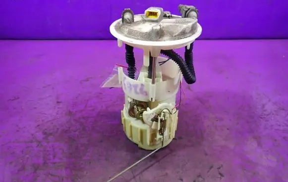 Renault Megane II In-tank fuel pump 