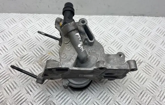 Toyota Verso Water pump 16323WA010 16100WA010 16268WA010