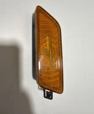 Porsche Macan (95B) Front fender indicator light 95B945119