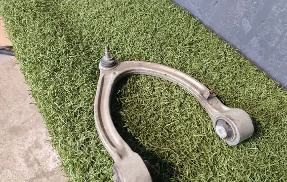 Mercedes-Benz S W221 Front upper control arm/wishbone 