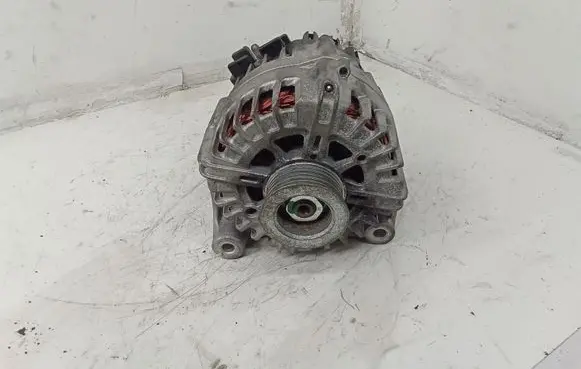 BMW X1 E84 Generator/alternator 0928839