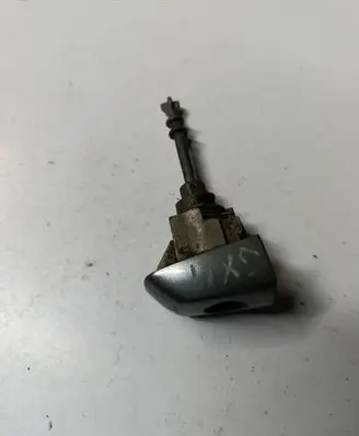 Suzuki SX4 Front door lock (next to the handle) 