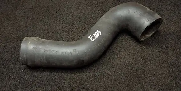 BMW 5 E39 Engine coolant pipe/hose 7793742