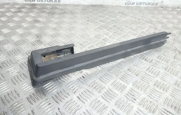 Volvo XC90 Front passenger seat rail trim 30662559