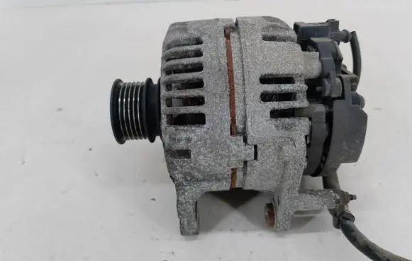 Skoda Roomster (5J) Generator/alternator 037903025M