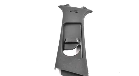 Mercedes-Benz C W204 (B) pillar trim (bottom) A2046903726