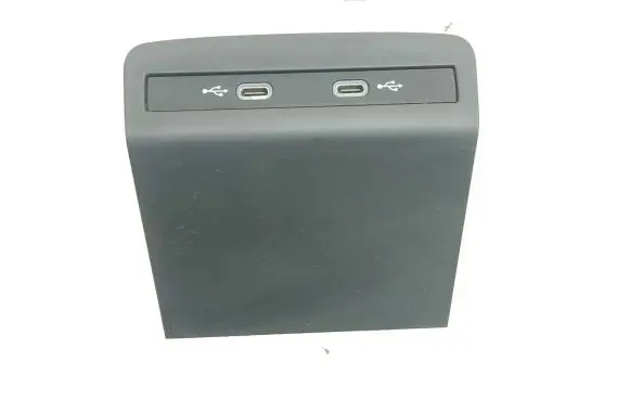 Volkswagen ID.3 USB socket connector 5NA035736