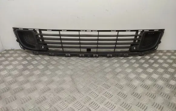 Citroen C5 Front bumper lower grill 9681052677