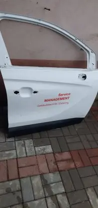 Opel Crossland X Front door