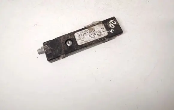 Antenna control unit