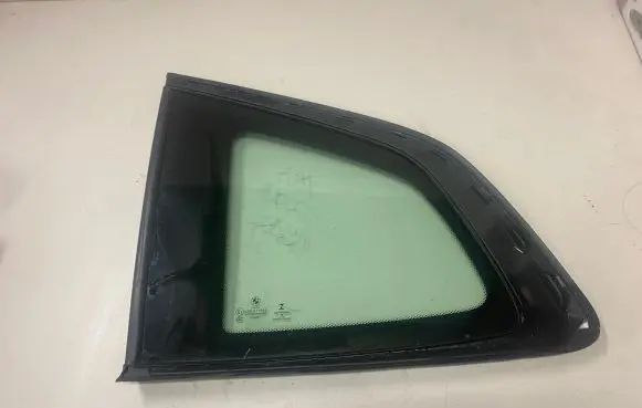 BMW X3 G01 Rear vent window glass 43R011565 E000001 D0T459M5385AS2