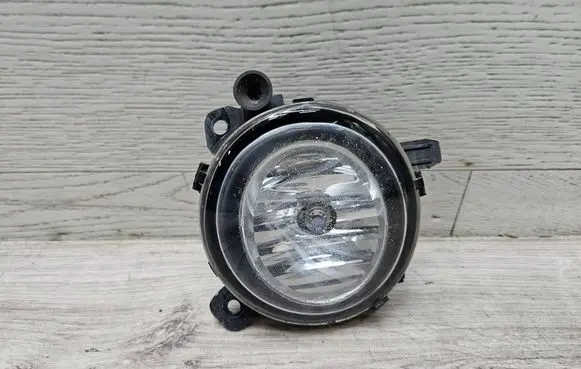 BMW 1 F20 F21 Front fog light 7248912