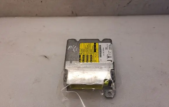 Toyota Avensis T270 Airbag control unit/module 8917005230