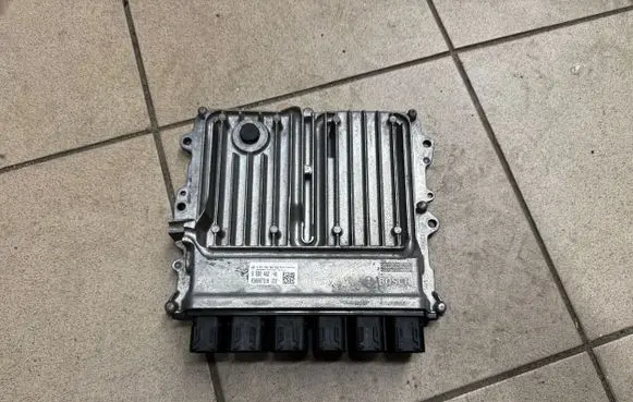 BMW 7 G11 G12 Engine control unit/module 8592462 0281032902 030007318