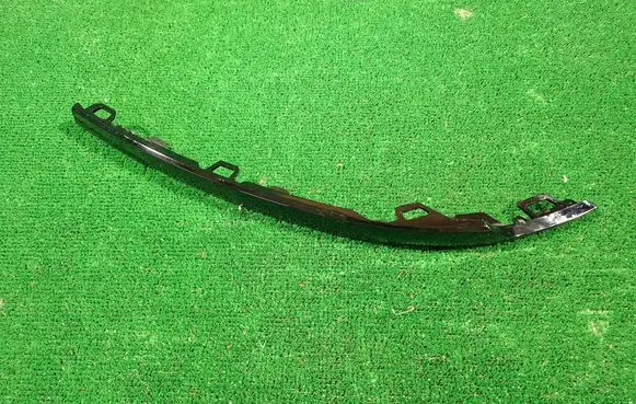 Volkswagen Tiguan Rear bumper trim bar molding 5NA853842C