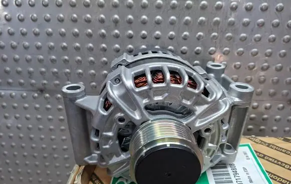 Peugeot Boxer Generator/alternator S26340143 0125711059