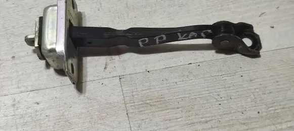 Renault Kadjar Front door check strap stopper 20K00