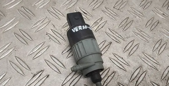 Toyota Verso Headlight washer pump