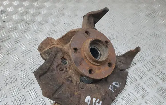 Skoda Octavia Mk1 (1U) Front wheel hub