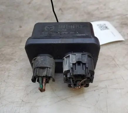 Mazda 6 Glow plug pre-heat relay SH0118650 K4243