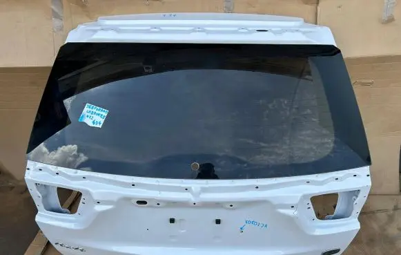 Tailgate/trunk/boot lid
