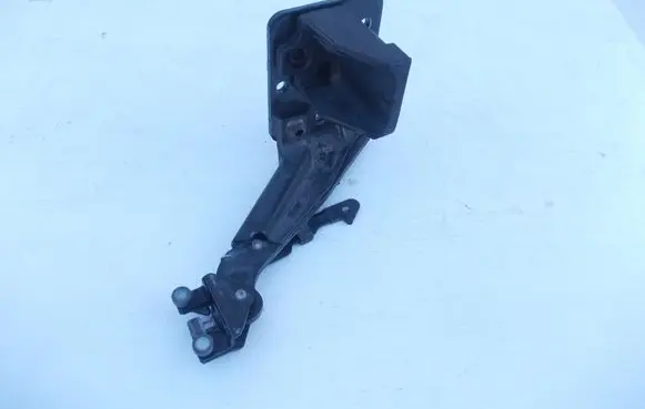 Renault Master III Sliding door lower roller guide/hinge 745961469R