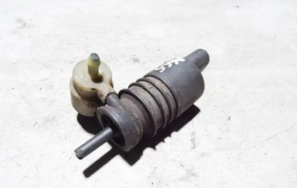 Audi A6 S6 C5 4B Windscreen/windshield washer pump