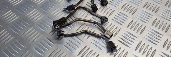 Peugeot 406 Fuel injector supply line/pipe 