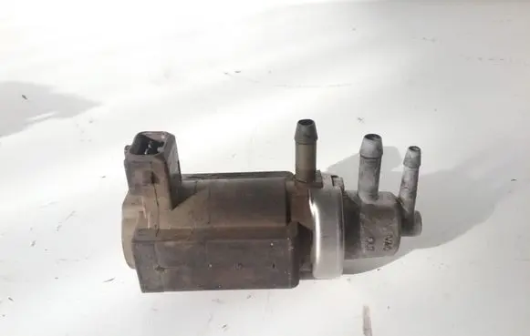 Audi A6 S6 C5 4B Turbo solenoid valve 72190321