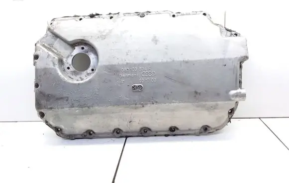 Volkswagen PASSAT B5 Oil sump 059103604F