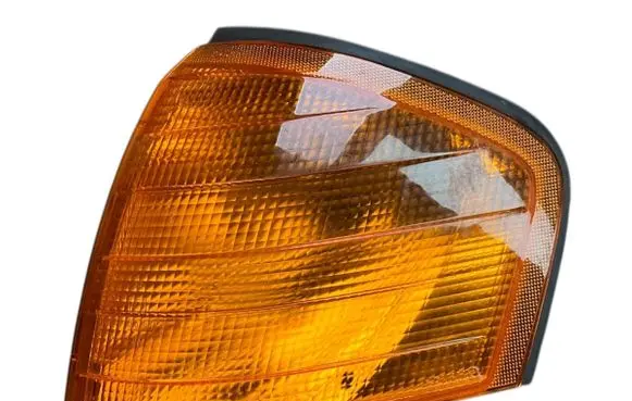 Mercedes-Benz C W203 Front indicator light 2028260143 1305232921