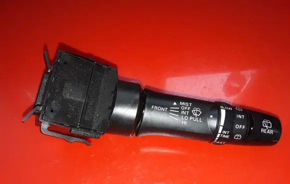 Mitsubishi Pajero Wiper control stalk E532016