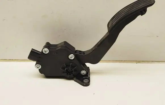 Subaru Outback (BS) Accelerator throttle pedal 36010AL040 36010AL0440 1988009441