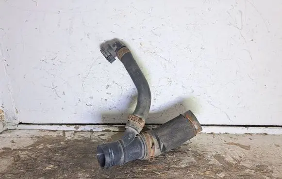 Land Rover Discovery 4 - LR4 Engine coolant pipe/hose AH228B273AA 922903