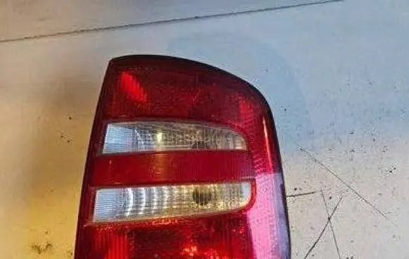 Skoda Fabia Mk1 (6Y) Rear/tail lights 6Y9945096B 6Y945112B