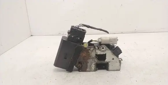 Front door lock