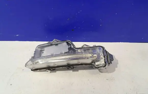 Volvo V60 Front indicator light 31420395