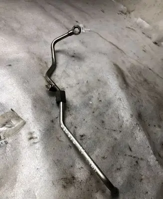 Audi Q3 8U Turbo turbocharger oiling pipe/hose 03l145771ab