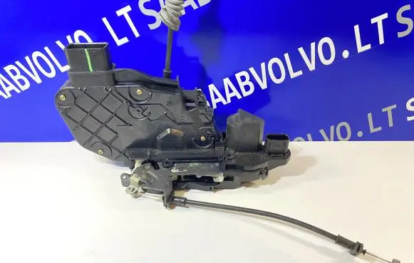 Volvo V50 Rear door lock 30753691
